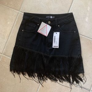 Boohoo black jean fringe skirt